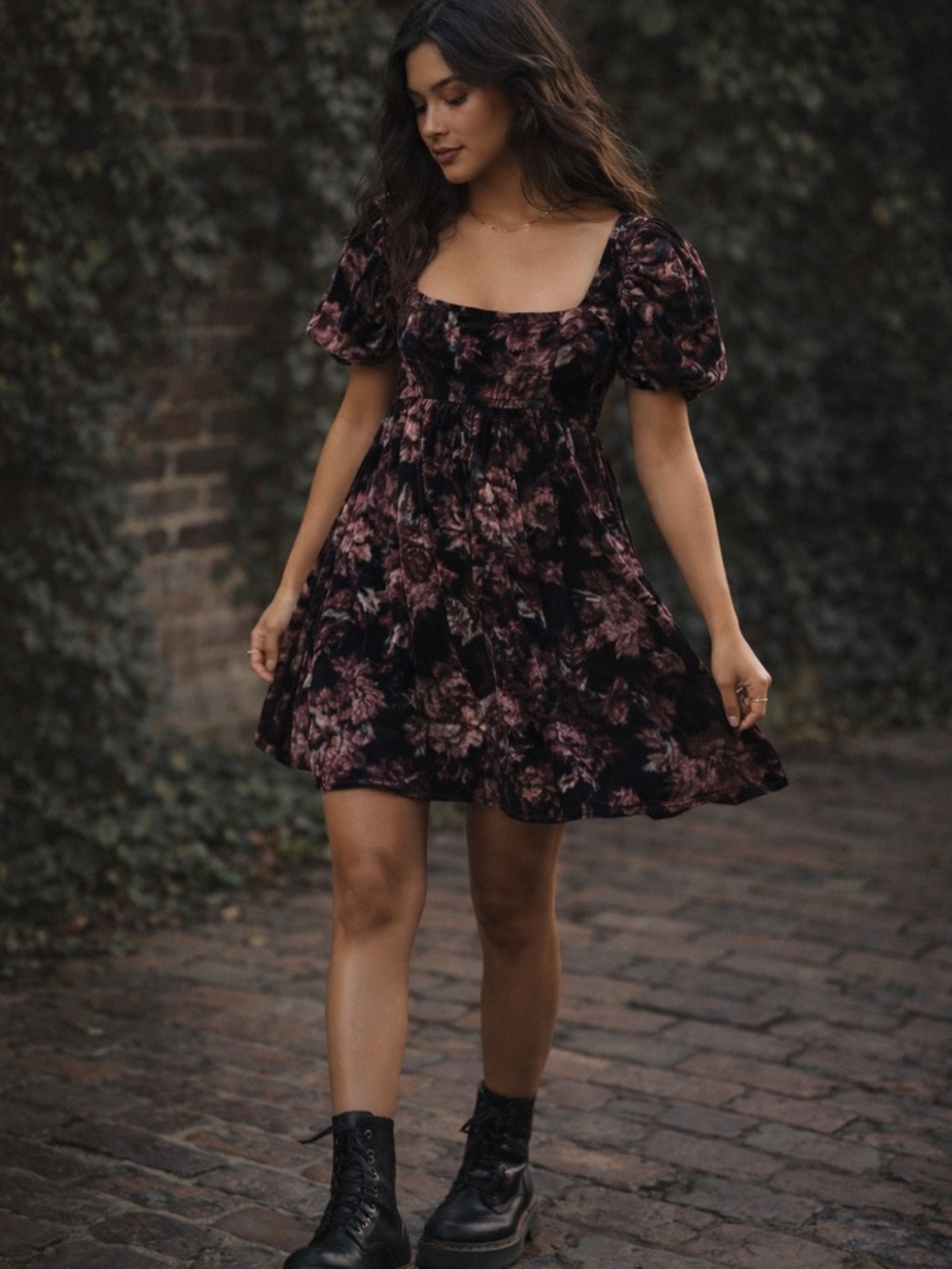 Urban Outfitters Penelope Velvet Floral Puff Sleeve Mini Dress M Dark Academia